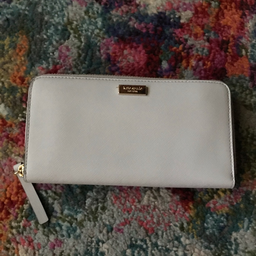 KATE SPADE GREY WALLET